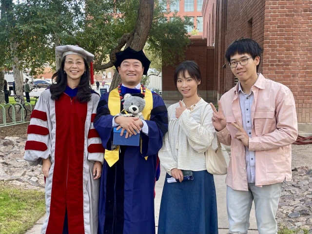 Group Graduation Winter 2025